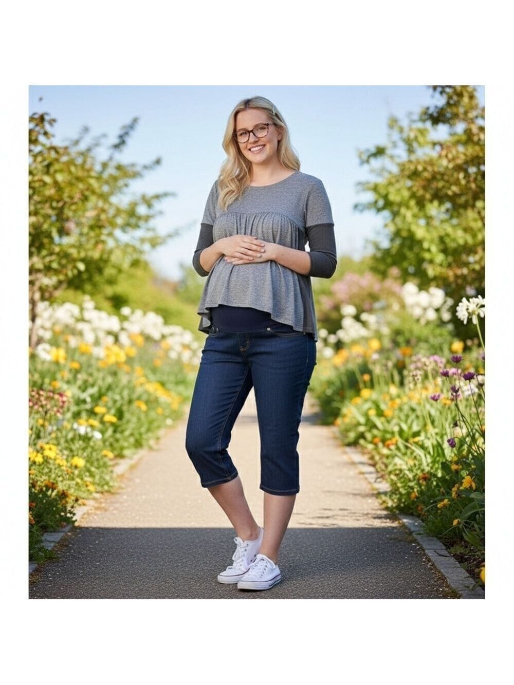 Kidd MATERNITY Kidd maternity jean capris size medium